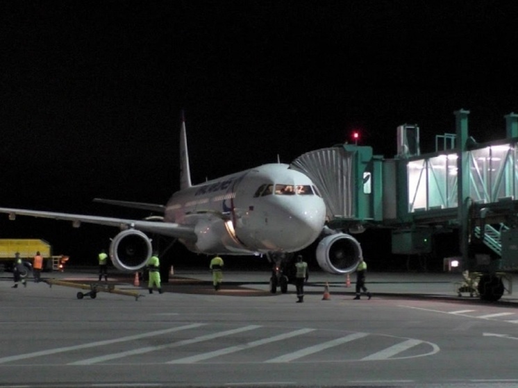 В волгоградском аэропорту вечером 27 декабря ввели ограничения на полеты