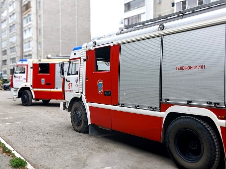 Двухквартирный жилой дом горел в поселке Арти