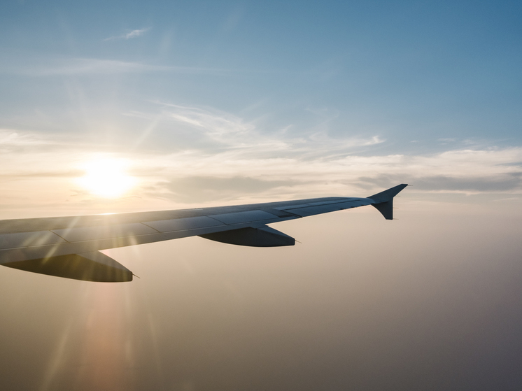 Для Ту-214 с российскими системами одобрены изменения конструкции, он совершил первый полет 18 декабря