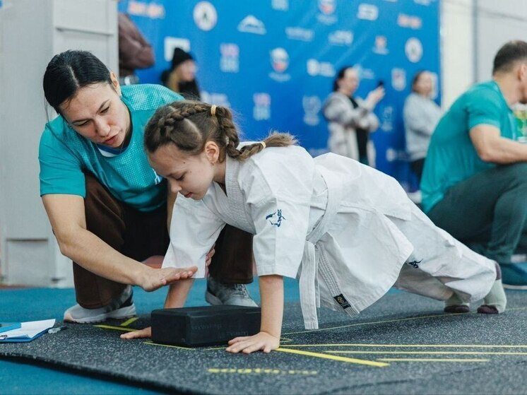 Биробиджанские борцы киокусинкай сразились в соревнованиях по общефизической подготовке