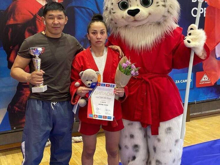 Спортсменка из Бурятии вошла в число лучших самбистов мира