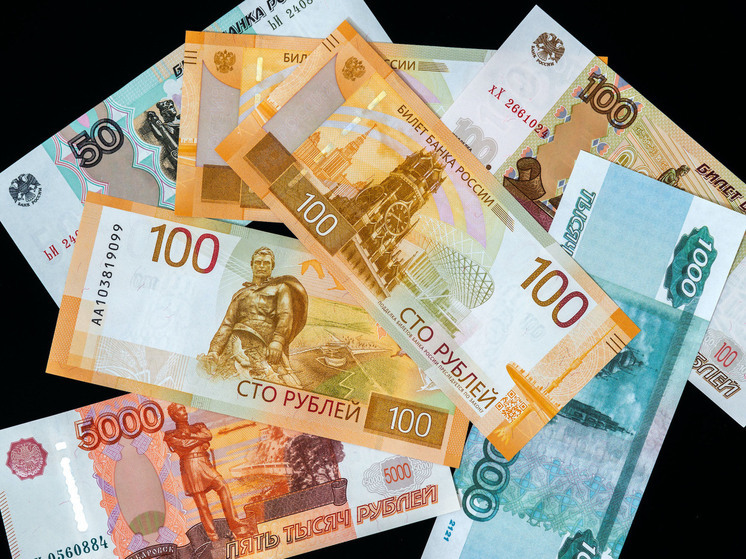 Челябинка получала пособия на несуществующего ребёнка