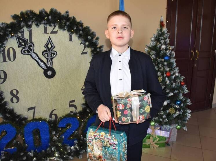 Калужане привезли дары «Ёлки добра» в Первомайск