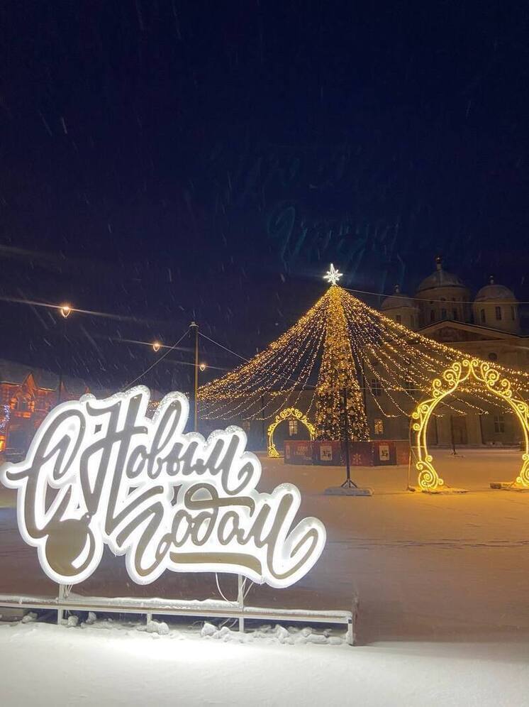 Россияне назвали неудачными подарками на Новый год одежду и аксессуары