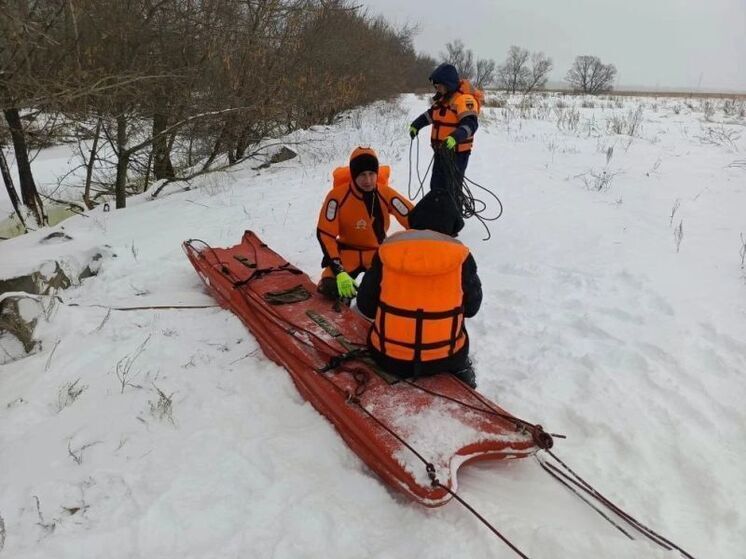 На реке Белой в Башкирии рыбак попал в беду