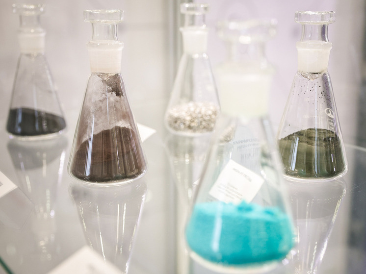 14 наркотиков и 12 допинг-препаратов: список запрещенных веществ в России пополнили