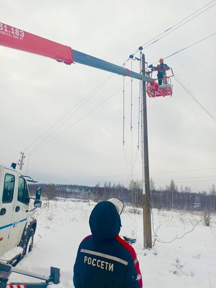 В Тверскую область направлены бригады энергетиков для устранения последствий непогоды