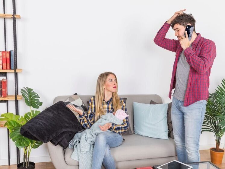 Шум за стеной: 75% россиян признались, что их раздражают соседи