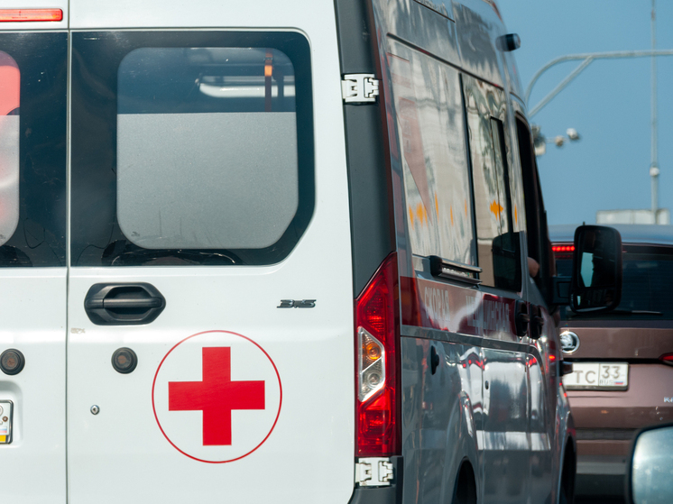 В Екатеринбурге в машине такси обнаружили труп