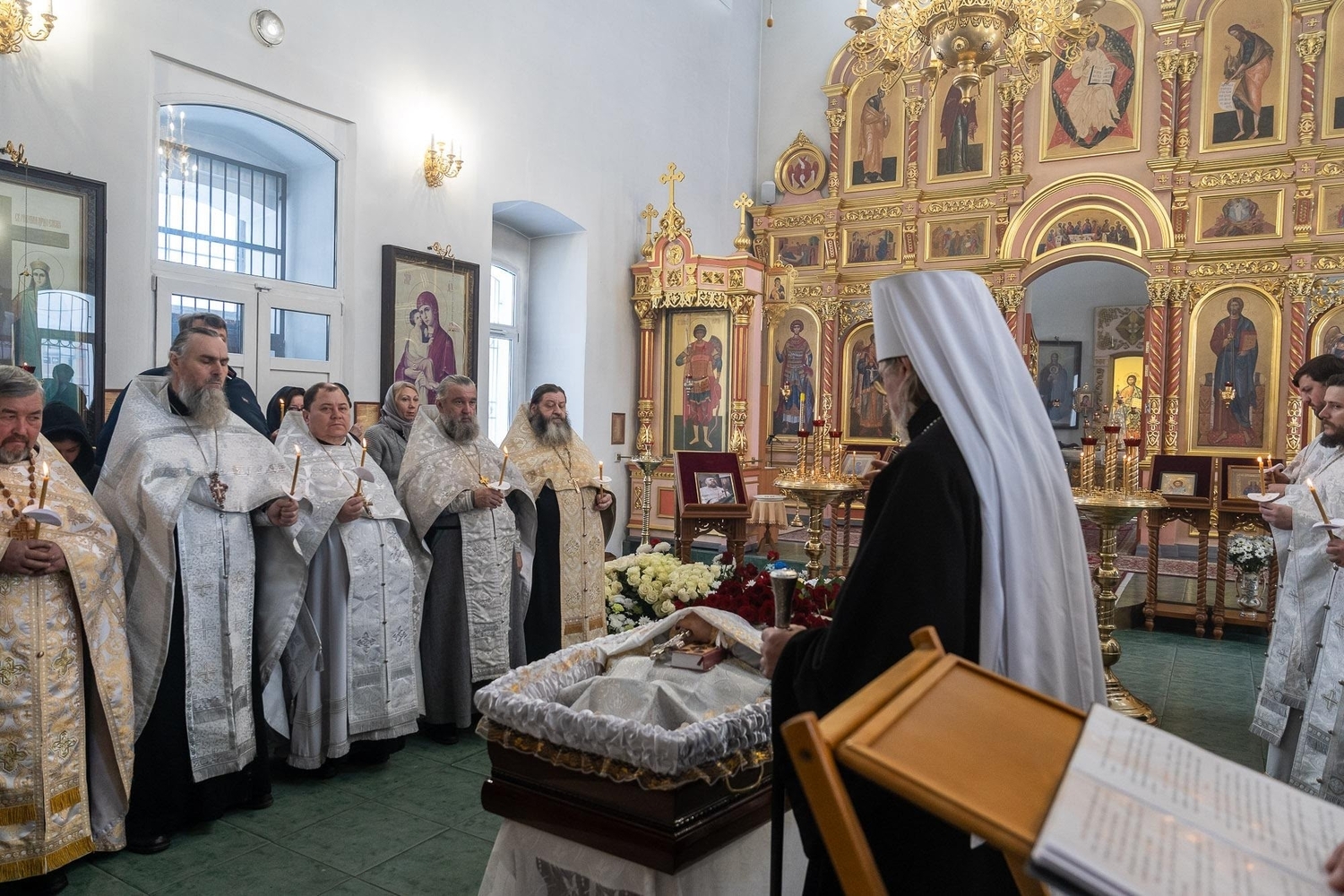В Рязани простились с погибшим в ДТП протоиереем Галичниковым: скорбные кадры