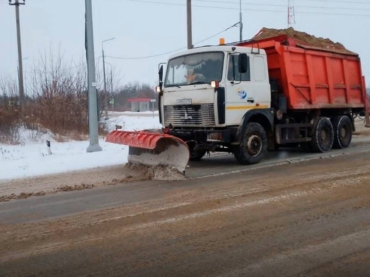 Курские дороги от снега чистили 360 спецмашин