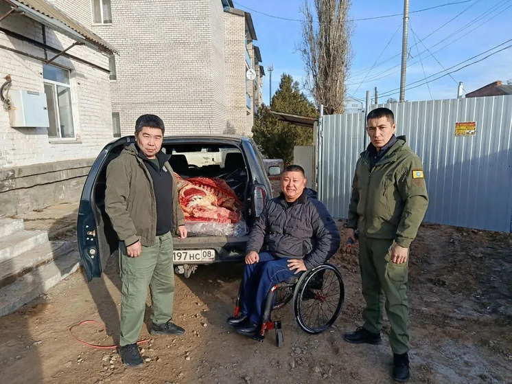 В соцучреждения Калмыкии передали мясо