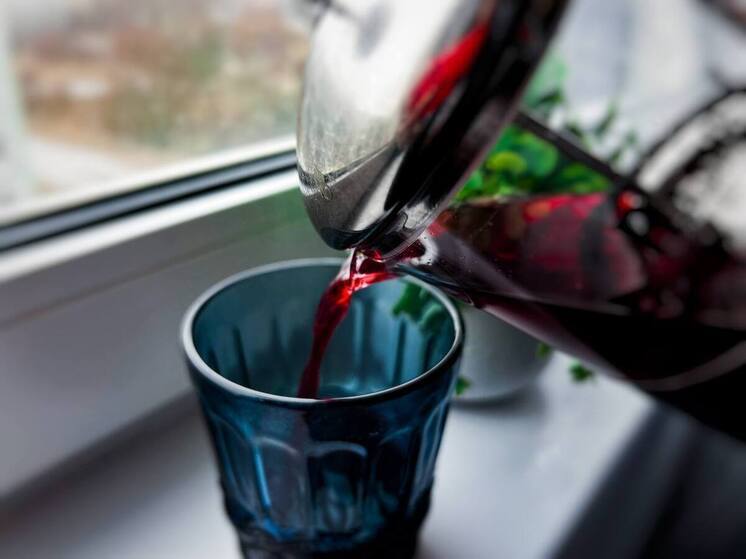 Чай вместо золота выбрали калининградцы для коллег