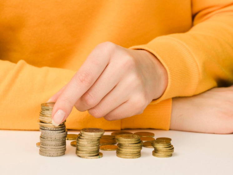 Россияне все больше доверяют рублю, их все меньше привлекает доллар