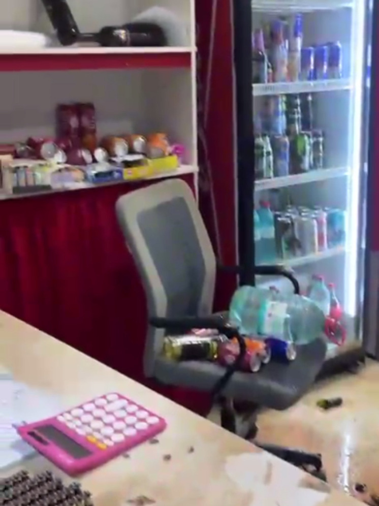 Двое пьяных в Дагестане разгромили продуктовый магазин