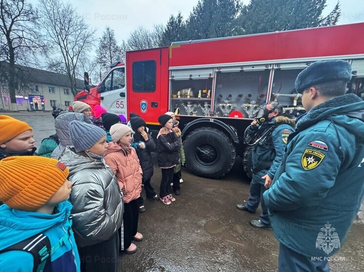 Сотрудники МЧС провели беседы о пожарной безопасности в Кимовске