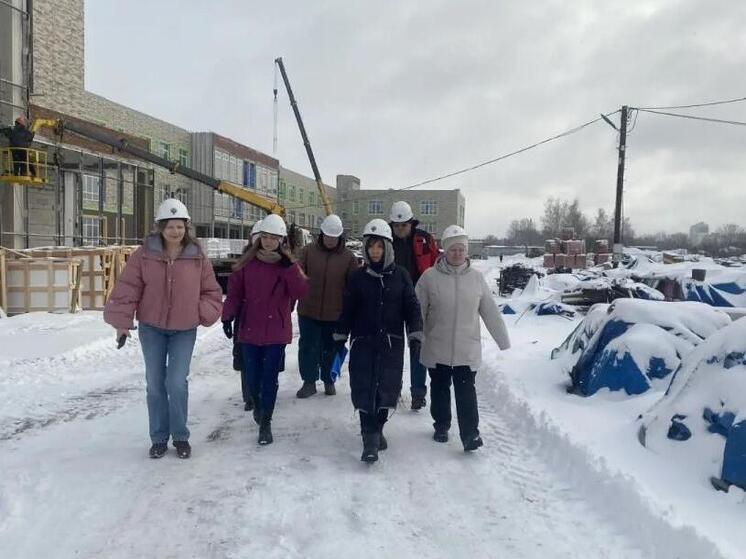 Строительство новой школы на 1100 мест в рязанском Семчине выполнено на 60%