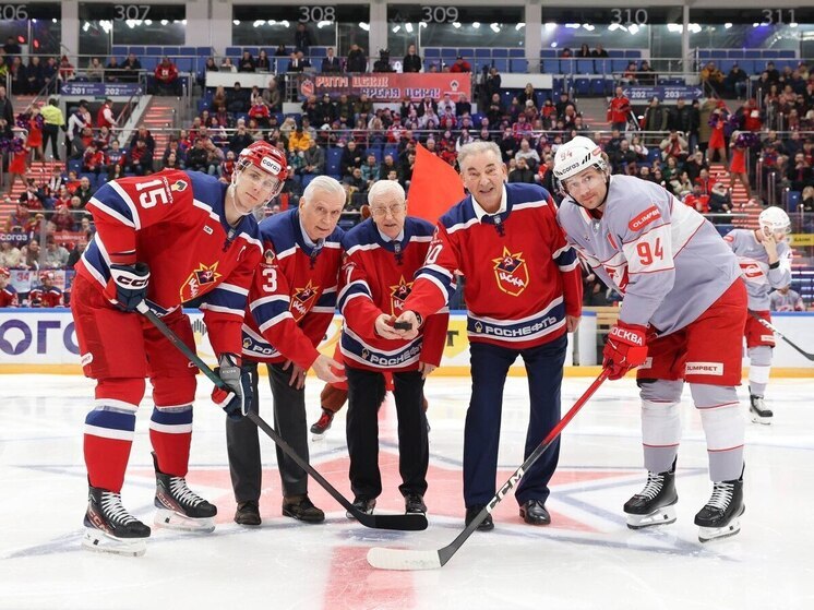 В Континентальной хоккейной лиге состоялось заключительное в этом году столичное дерби между ЦСКА и «Спартаком»
