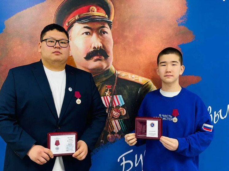 Студент колледжа профессионального образования КалмГУ награжден медалью «За помощь фронту»