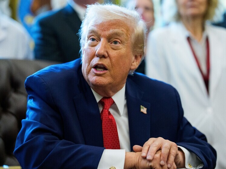 Трамп назвал вопрос журналиста об американских гарантиях безопасности Украине "тупым"