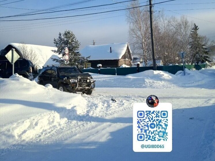 В Тымовском районе произошло столкновение на перекрёстке, есть пострадавший