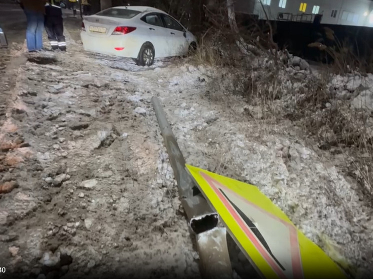 В Ярославской области водитель погиб, сломав придорожный знак