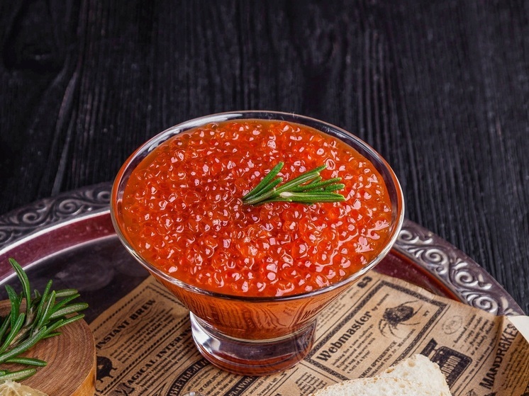 Имитация вместо деликатеса: как отличить искусственную икру от натуральной в новосибирских магазинах