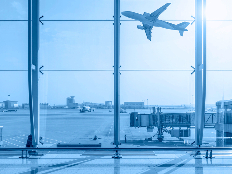 В аэропорту Красноярска задерживают рейсы в Москву из-за ограничений в воздушном пространстве