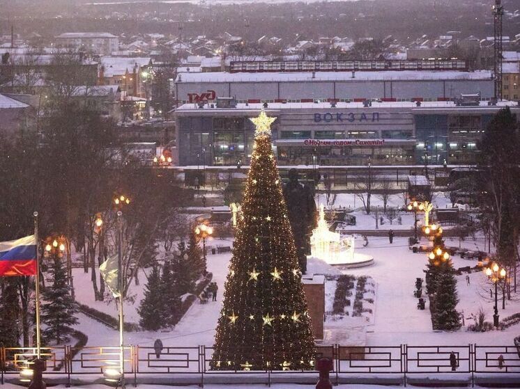 Дорожные службы Сахалина рассказали о работе в новогодние праздники