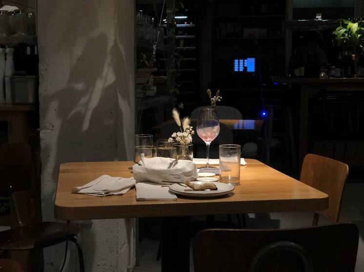 Петербуржцы предпочли виски вместо шампанского на новогодний стол