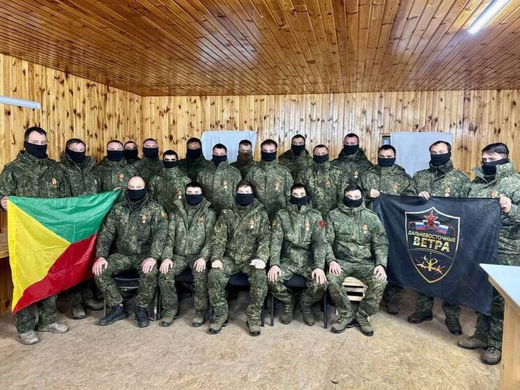 Бойцам СВО передали медали из Забайкалья и подарки к Новому году