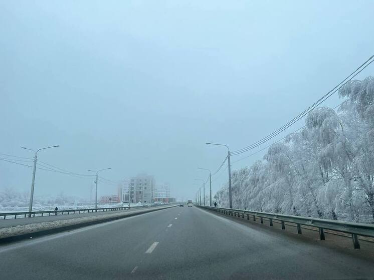 На Ставрополье сохраняется сложная дорожная обстановка из-за снега и гололедицы