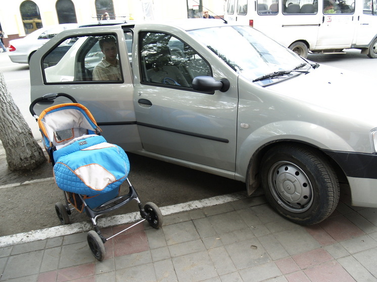 В середине декабря Госдума РФ приняла во втором и третьем чтениях законопроект с новыми штрафными санкциями за перевозку детей без использования автокресел