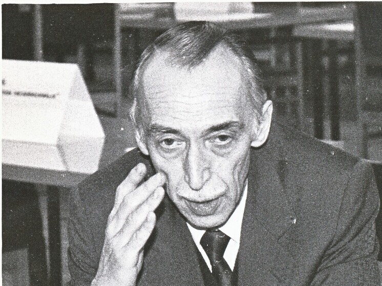 «Вокруг смеха» и другие страницы отечественной сатиры: кем был для нас Александр Иванов