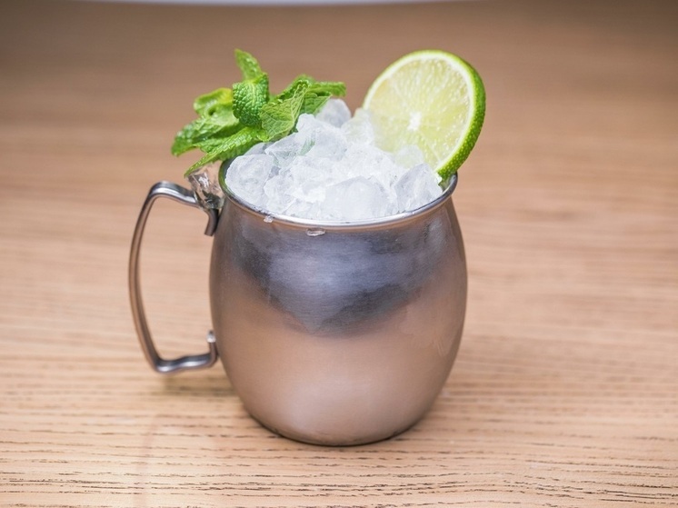 Эксперт Кондрахин: любые холодные напитки могут вызвать простуду, вне зависимости от наличия спирта