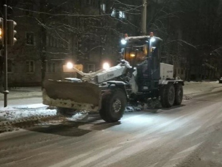 Ивановские коммунальщики вывезли 1665 кубометров снега
