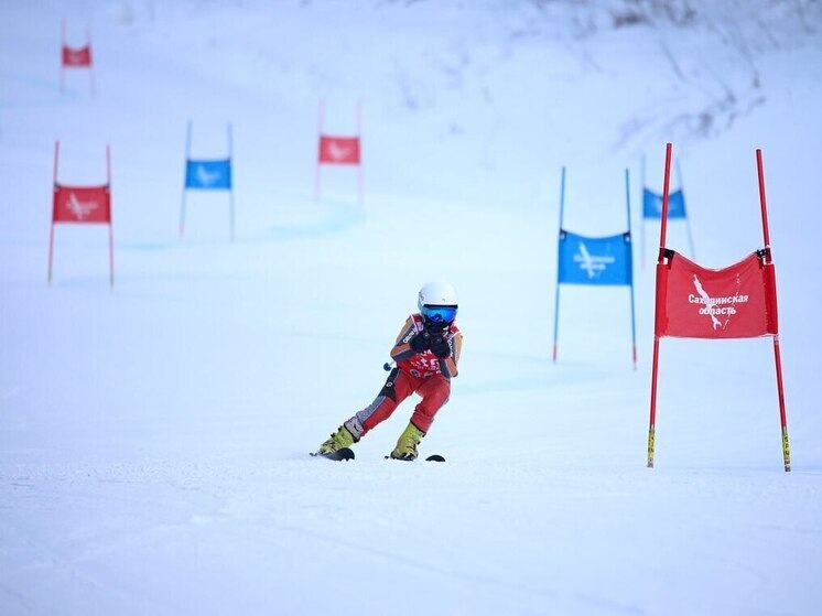 На Сахалине завершились первые в сезоне детские соревнования по горнолыжному спорту