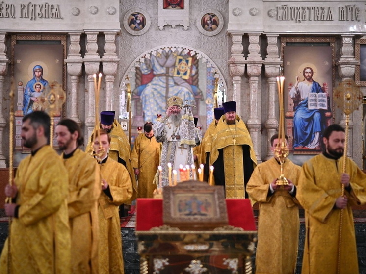 Встретить Новый год в храме: иеромонах Макарий приглашает на ночную литургию