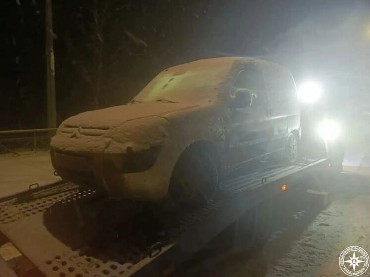 Спасатели помогли жительнице Башкирии, у которой в пути сломалась машина