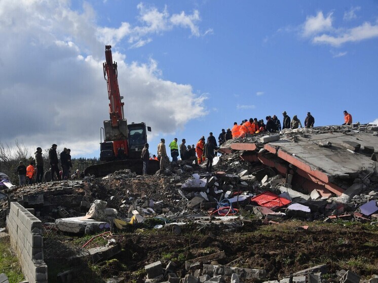 Рубцов: в случае природного ЧС в какой-то стране туристам нужно найти безопасную зону