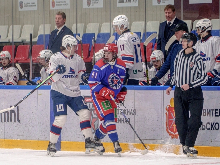 МХК «Ладья» дважды обыграл «АКМ-Новомосковск» на выезде — 5:2 и 2:1 по буллитам