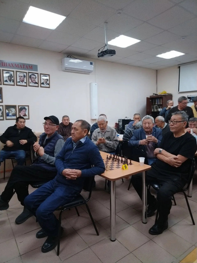 В Калмыкии прошел шахматный блиц-турнир