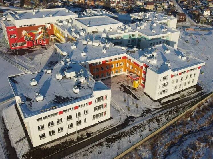  В Иркутске достраивают крупнейшую школу региона на 1550 учеников
