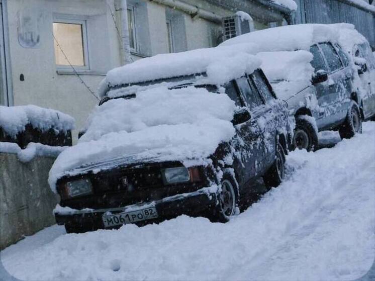 Из-за снега в Ялте отменены и изменены маршруты общественного транспорта