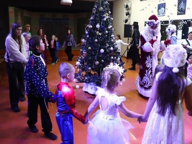 Депутат ЗСК Игорь Брагарник организовал новогодний праздник для детей бойцов СВО