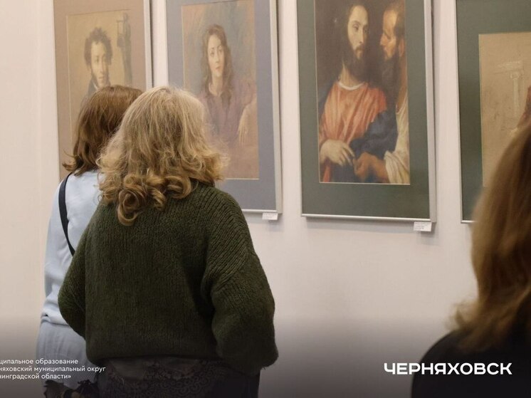 В Черняховске открылись две уникальные художественные выставки
