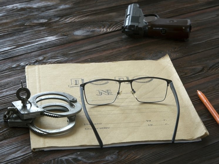 Отец участника пьяного погрома принес извинения и покинул пост