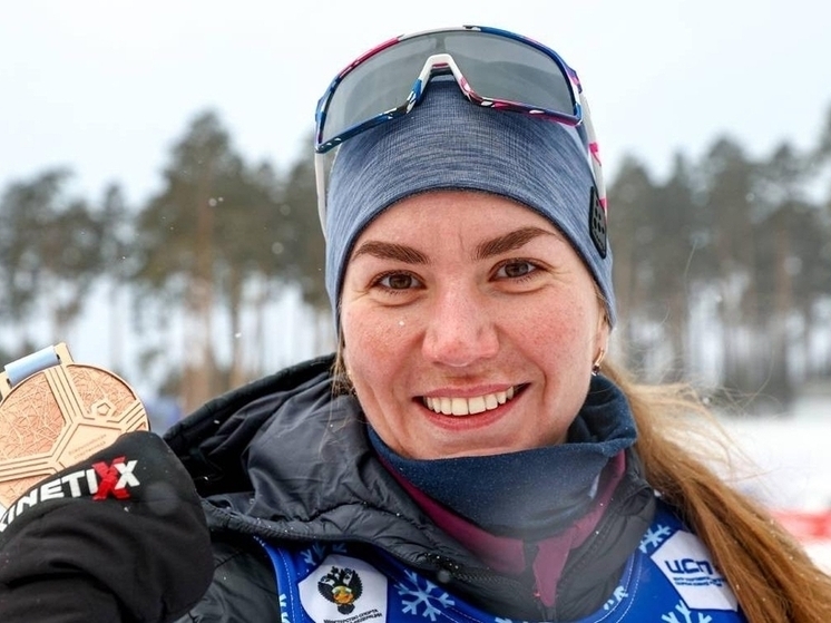 Тюменская биатлонистка Виктория Сливко удостоена звания «Спортсменка года» от президента СБР