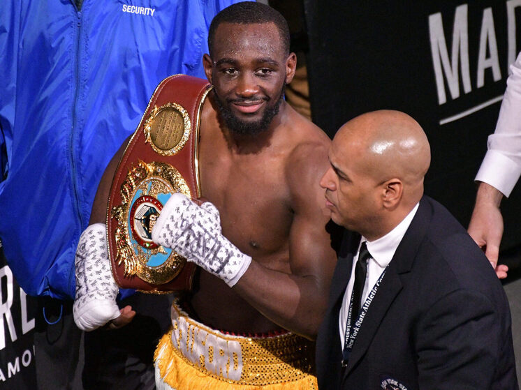 Непобежденный американский боксер объявил об отставке в декабре. 