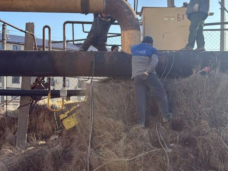 В Махачкале устраняют утечку на газопроводе